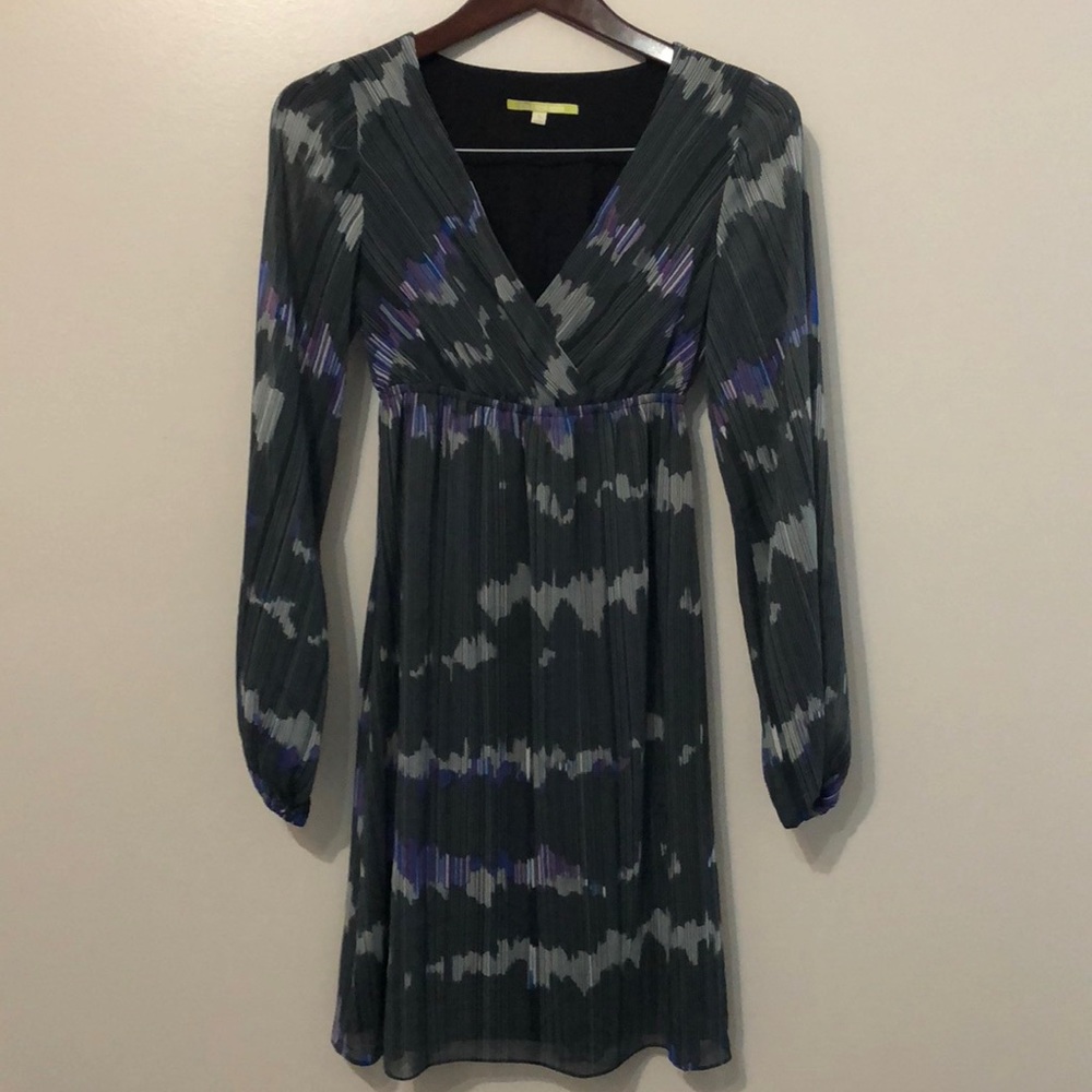 GIANNI BINI Women’s 0 v-neck Gray patterned dress